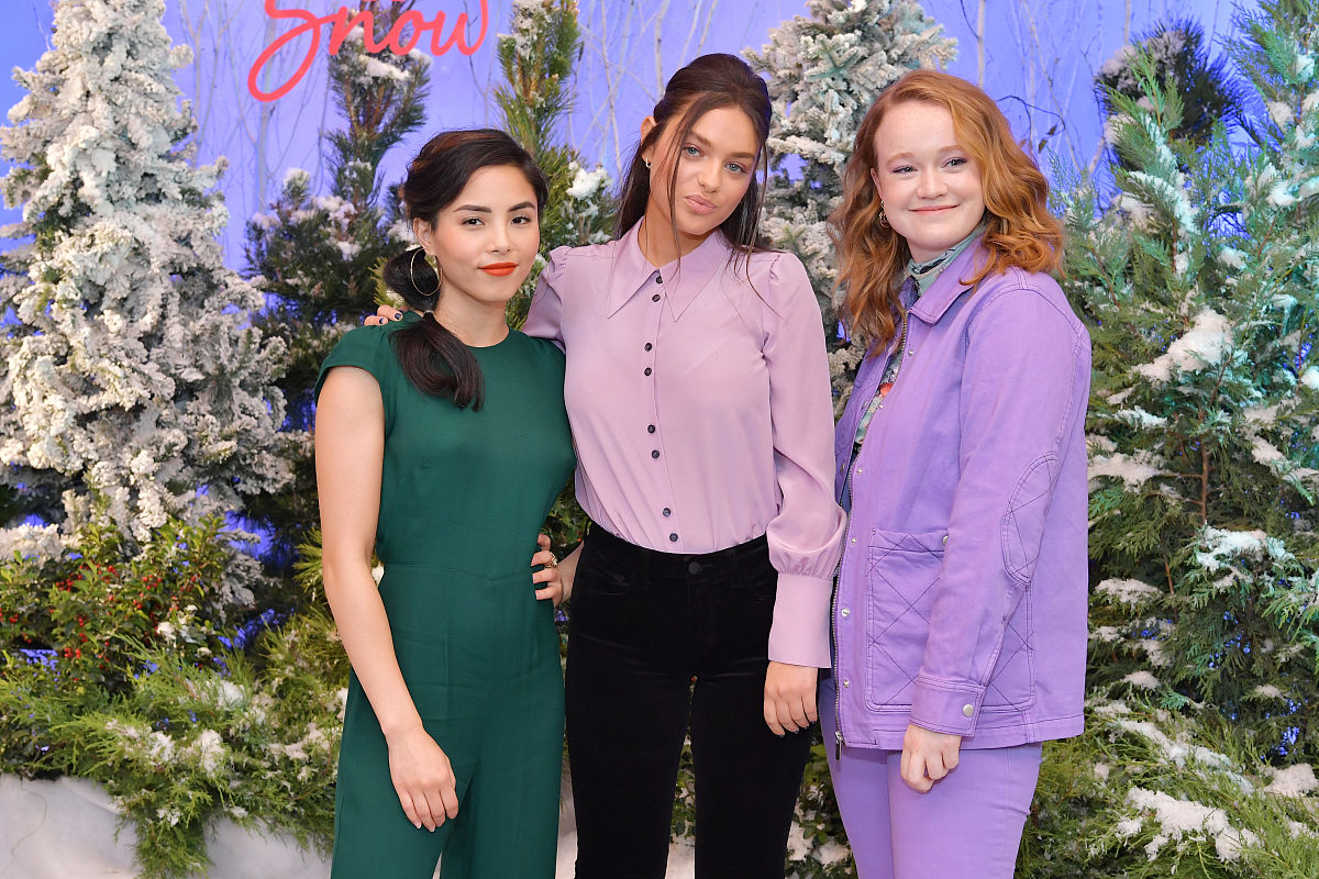 写篇600字左右爱在井岗电影的观后感