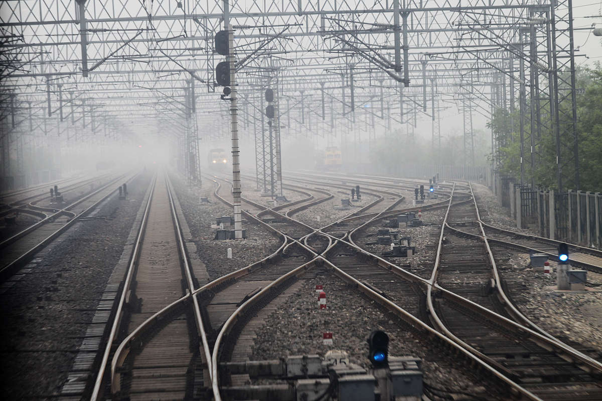贵阳市高铁学校中专招生专业有哪些_贵阳市铁路学校正规