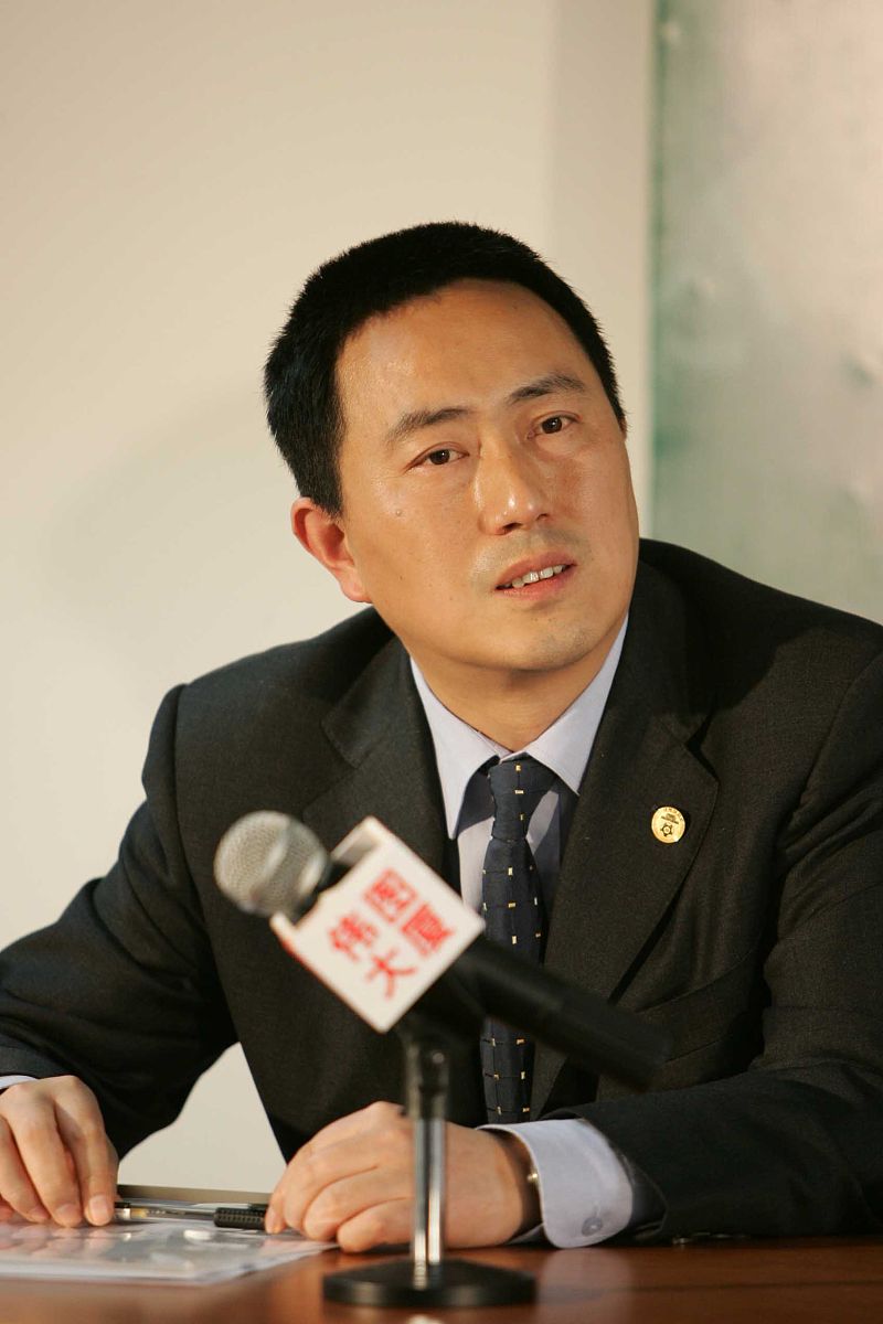 2006年4月3日,中国足协举行例行新闻发布会.董华+++_+++中国足协,新闻