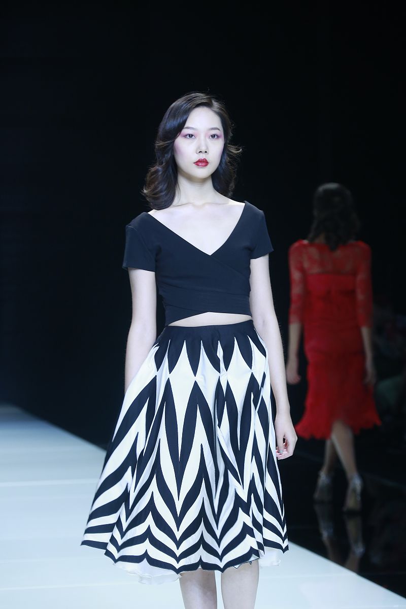 广州市纺织服装职业学校2023年招生简章：培养纺织服装行业人才