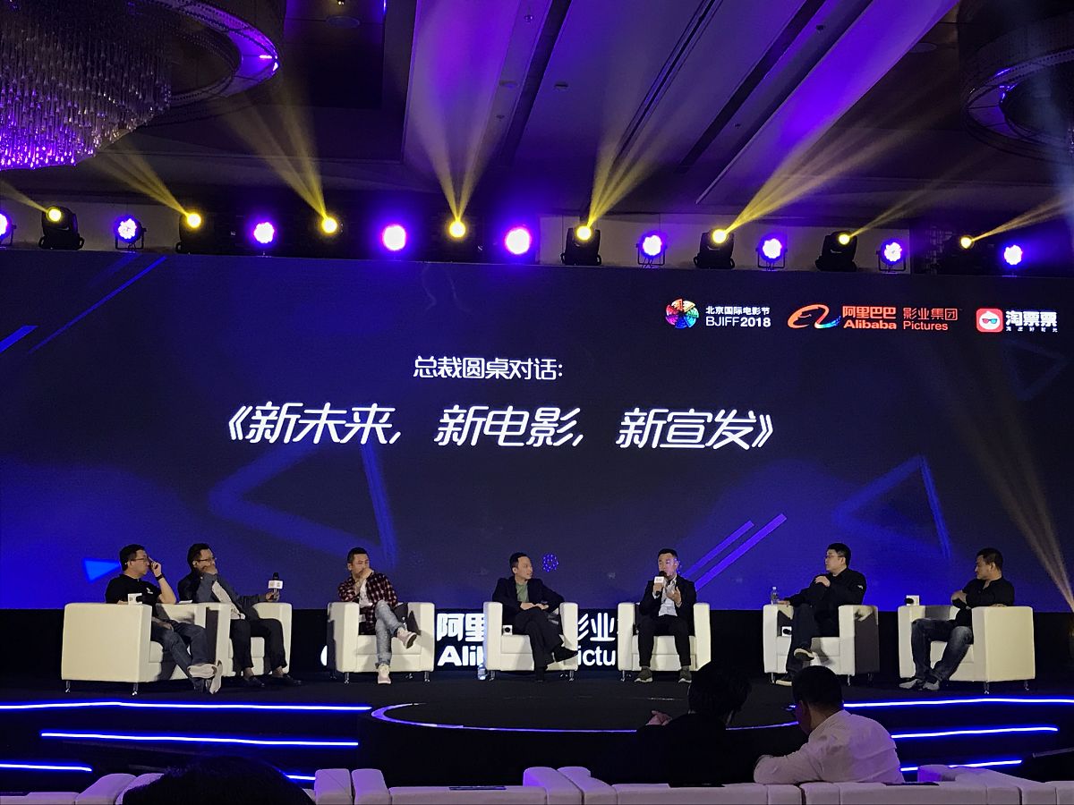 女总裁澪的日常聊天记录：冷酷总裁的日常对话