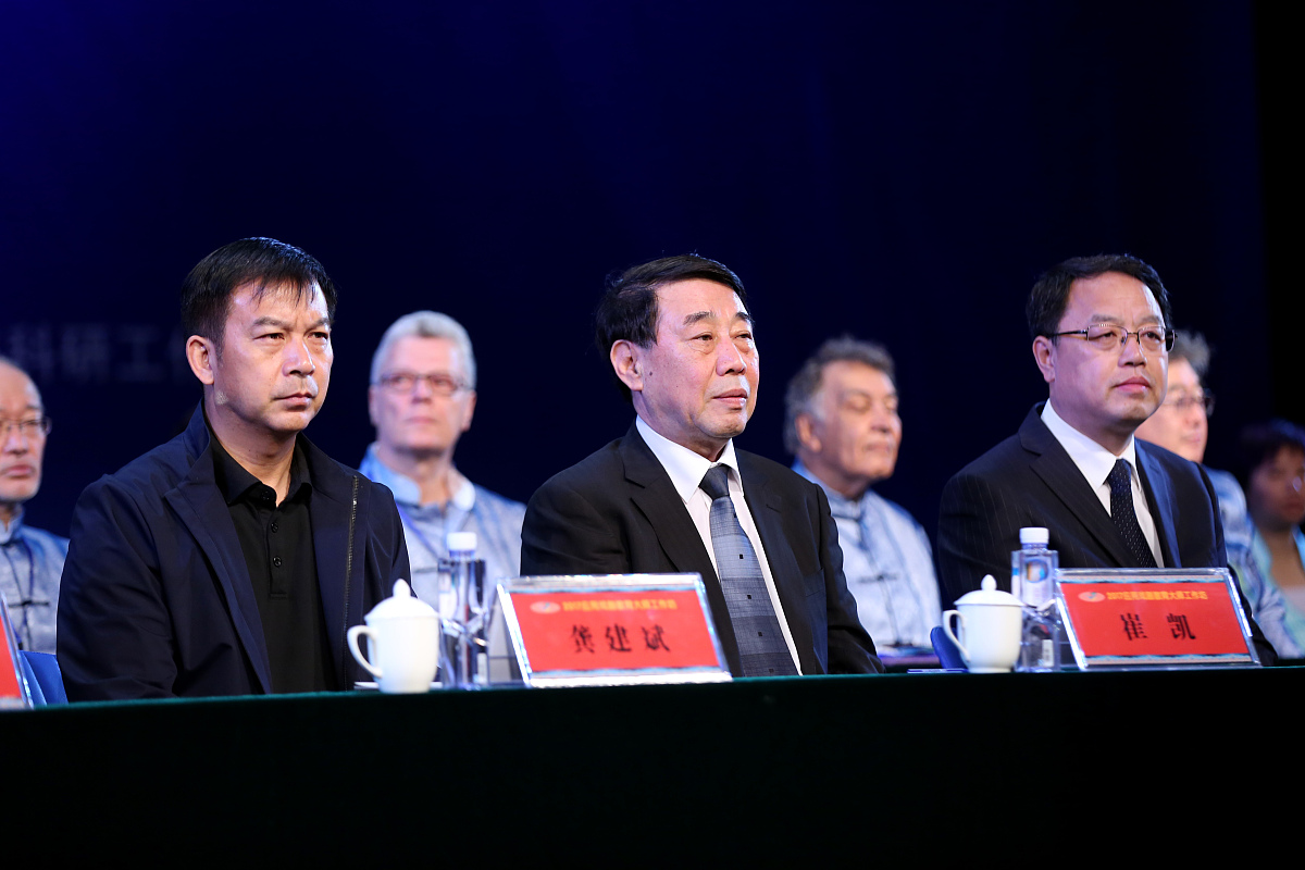 汽修行业揭秘：为什么逸夫小学变4S店？