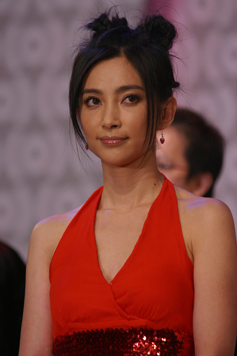 2007年4月11日,北京,海蝶公司全新形象发布会举行.李冰冰+++_+++海蝶