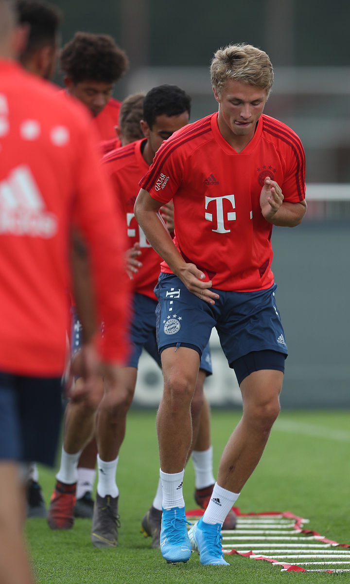 ARP协议：IP地址到MAC地址的转换桥梁