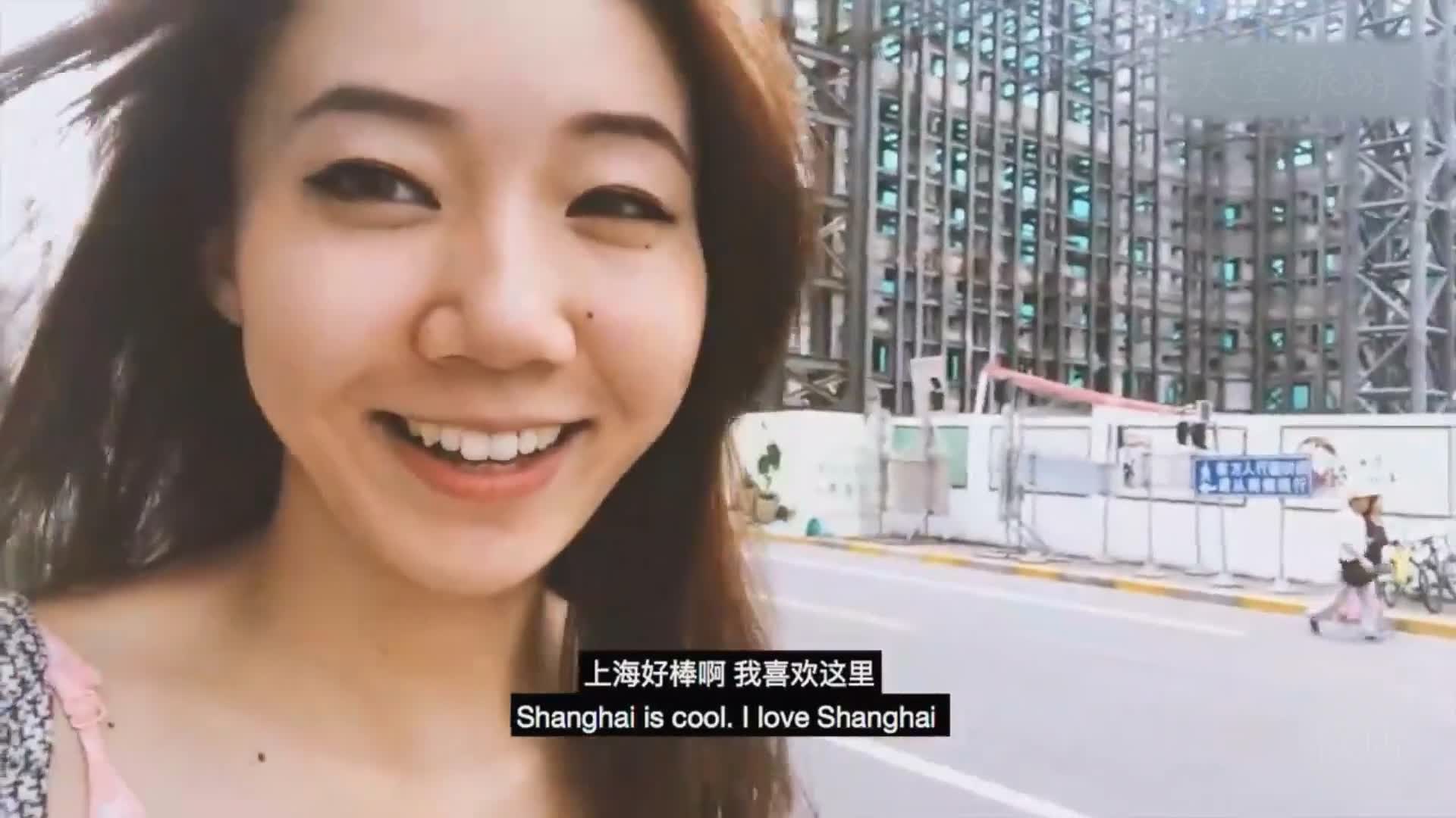 新西兰美女游大陆 感叹在学校没学好 现在才明白中国历史真的很棒