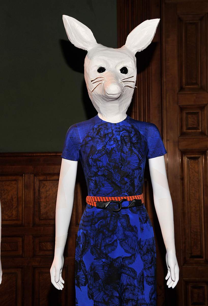 2012年9月7日讯,纽约,当地时间9月6日,2013纽约时装周(春夏):juan car