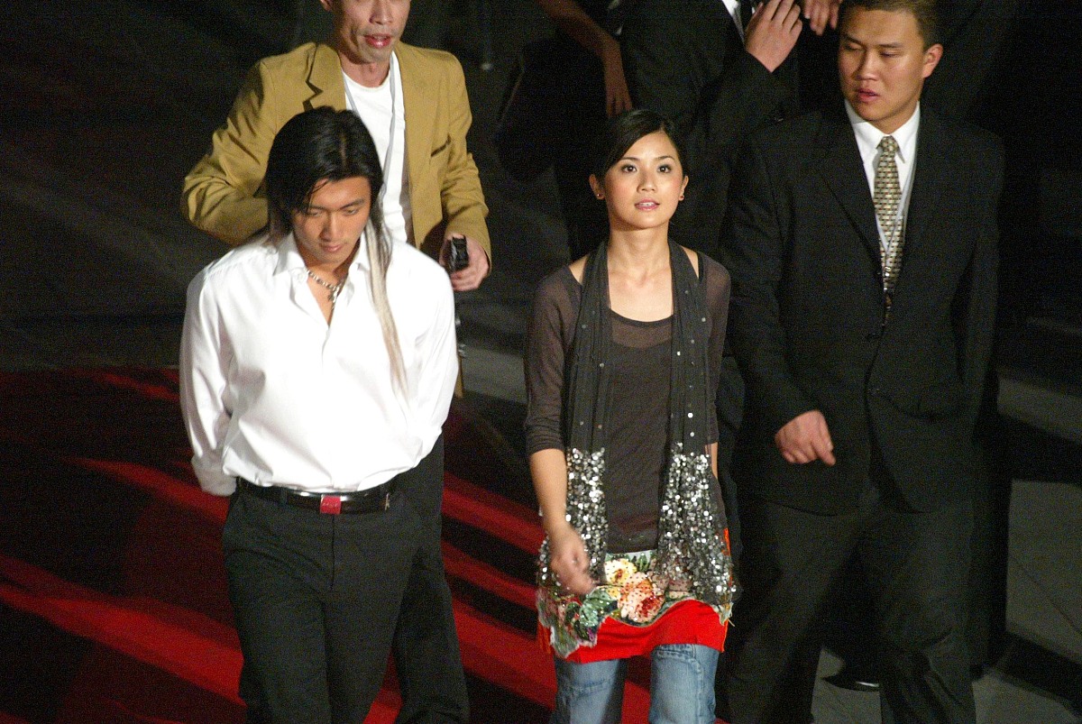 2004年9月19日晚,《新警察故事》全球首映典礼在北京东方君悦大酒店东