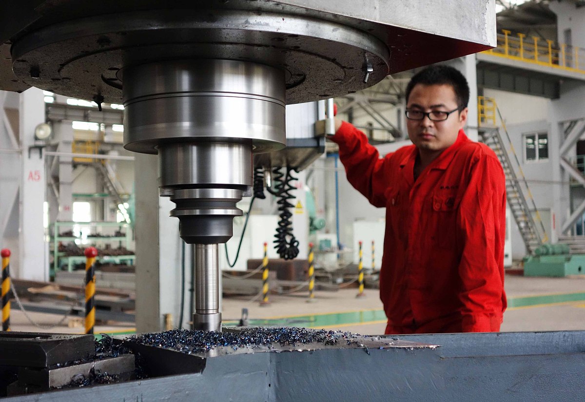 南宁技师学院多轴数控加工专业：优势、不足及发展方向