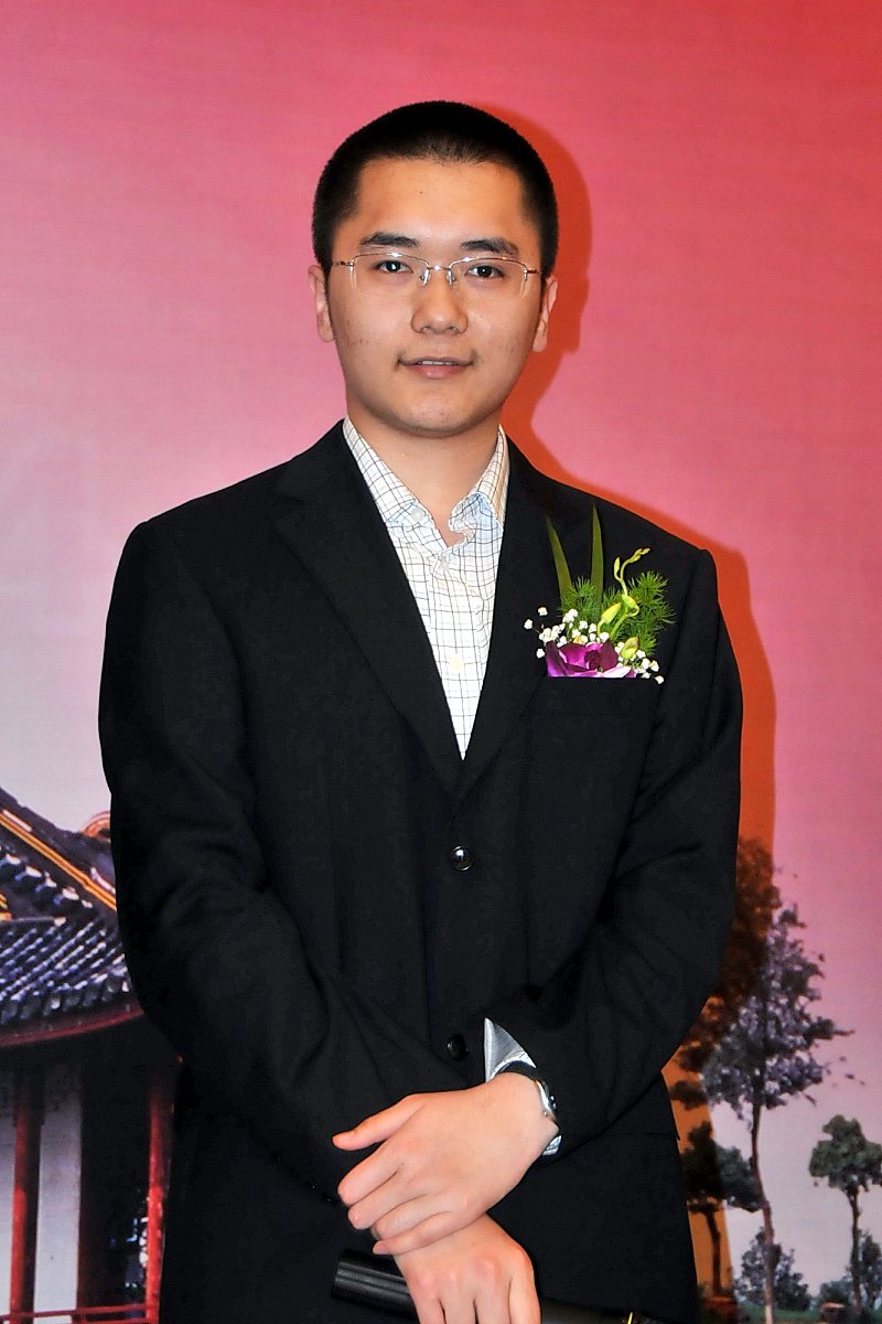 陈耀烨***_***2010年4月19日,江苏同里,2010第24届同里杯中国围棋天元