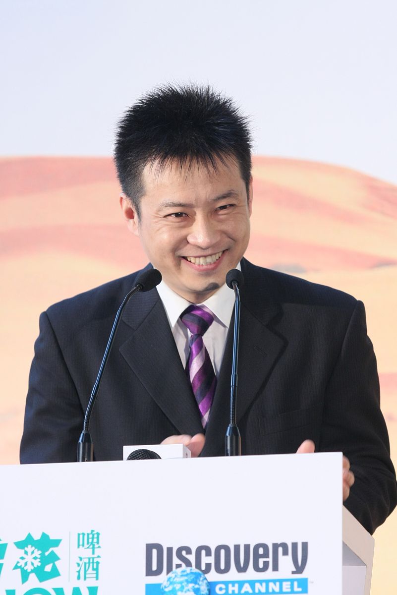 荒野求生：探险生存小游戏，挑战你的求生极限