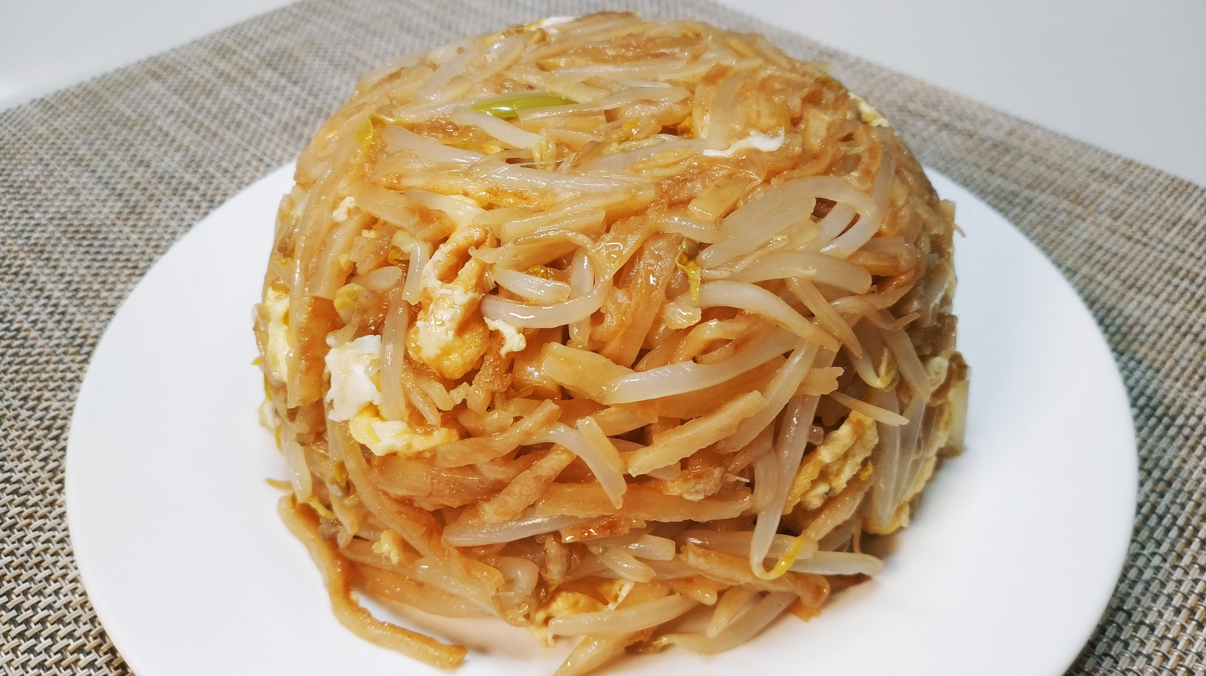 北方人最喜欢吃的炒饼,即是菜又是饭,这样做比路边摊好吃多了