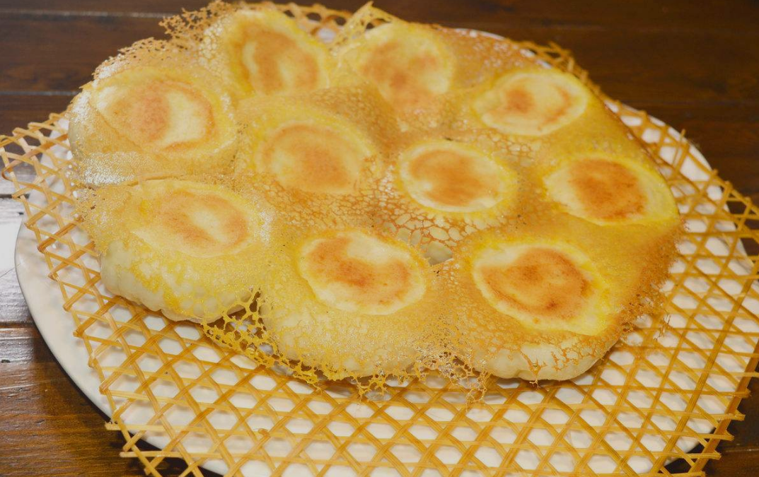 速冻饺子新吃法,再也不用水煮了,好吃的不得了