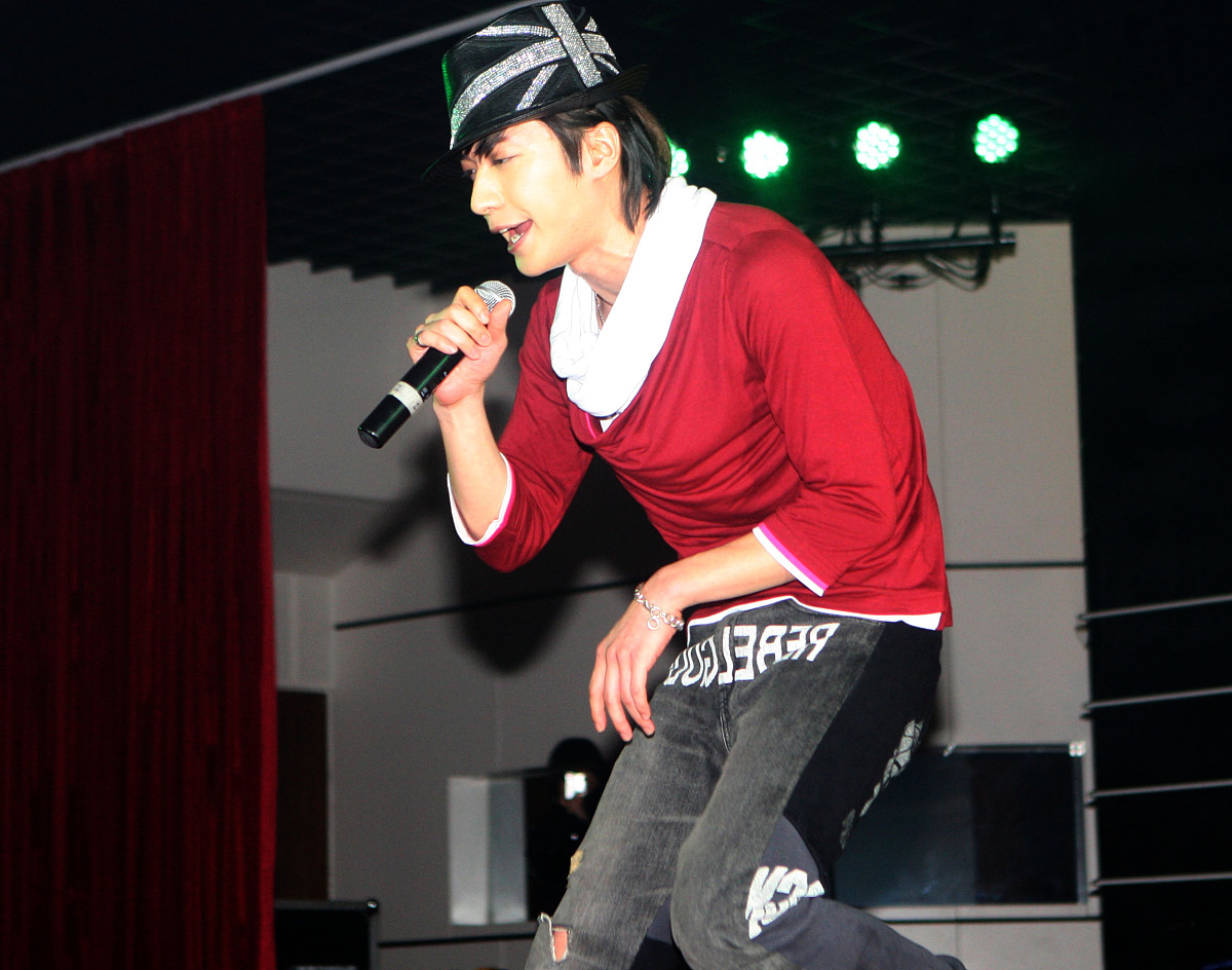 2008年12月19日,北京,2008北京校园音乐演出季的最后一场演唱会在中国