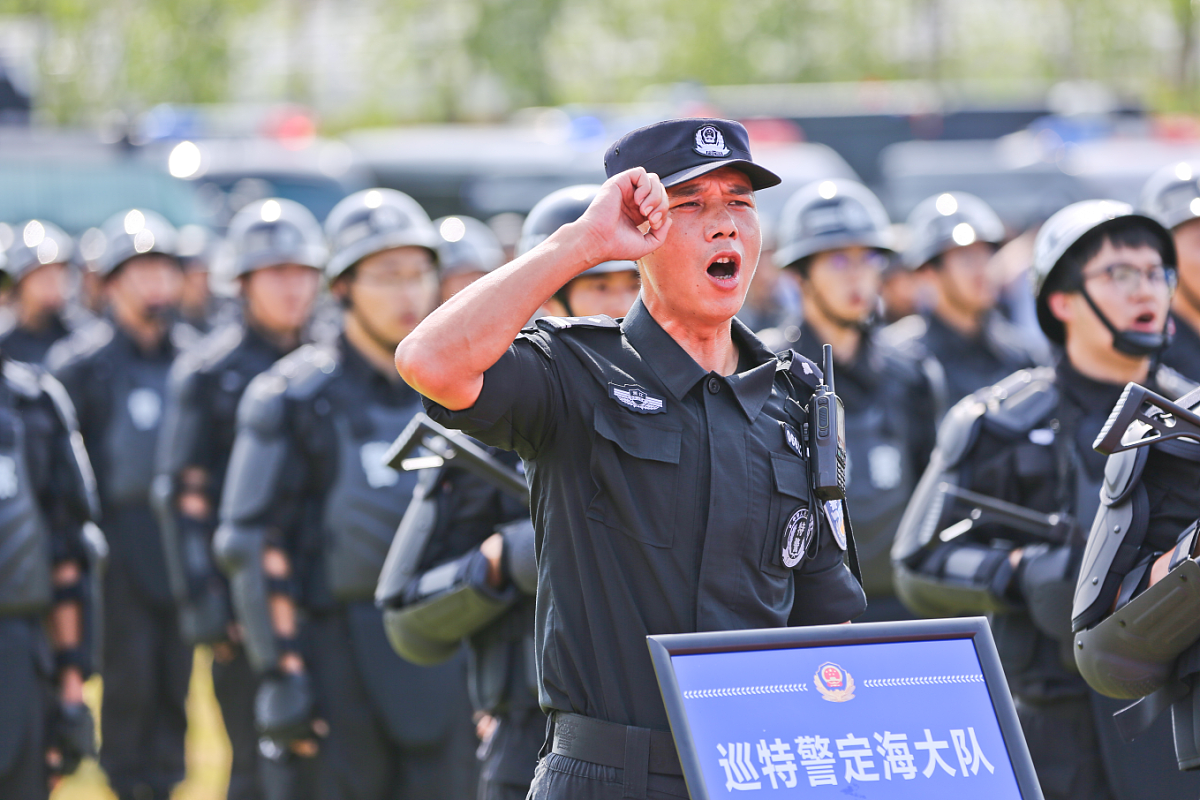 阐述国家对从优待警政策的重视