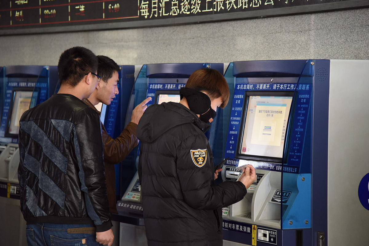 写一篇地铁大客流安保通信保障复盘总结包括好的方面好的做法不足的方面。