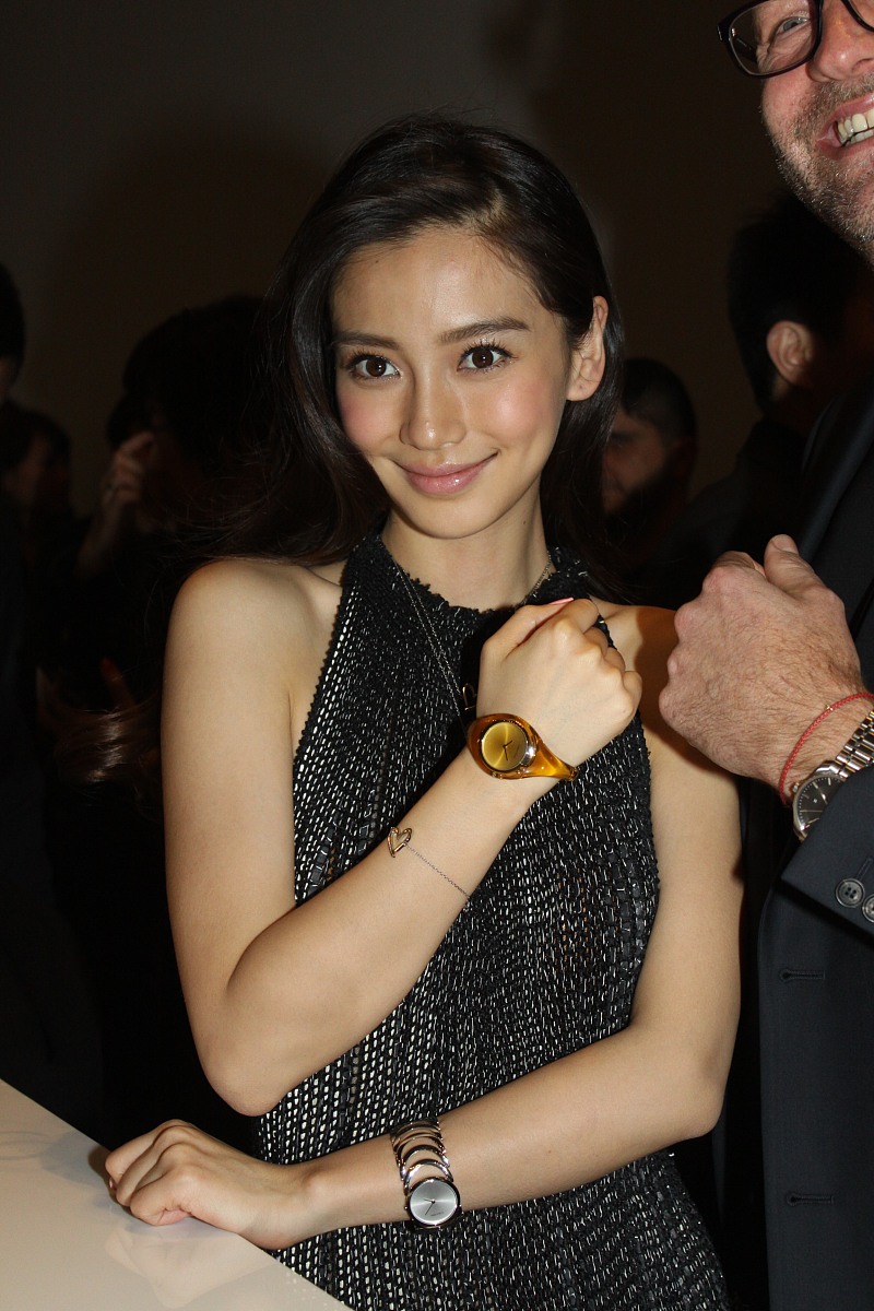 2014年3月11日,上海,杨颖angelababy出席活动.***_***杨颖angelababy