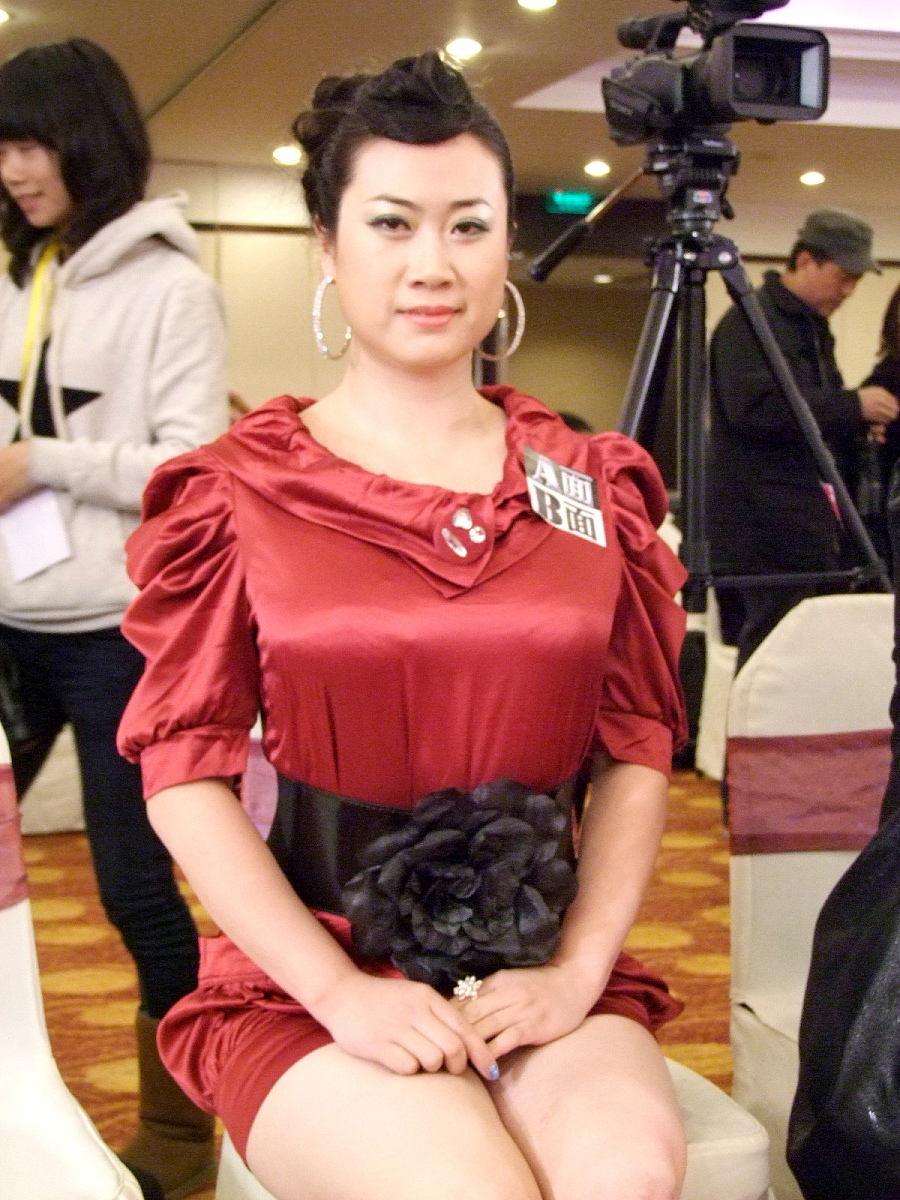 2010年2月28日,北京,首部涉及精神病题材电影《a面b面》发布会.***_**