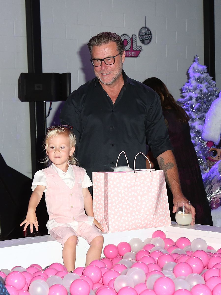 当地时间2019年9月27日,美国洛杉矶,明星现身l.o.l. surprise! o.m.g.