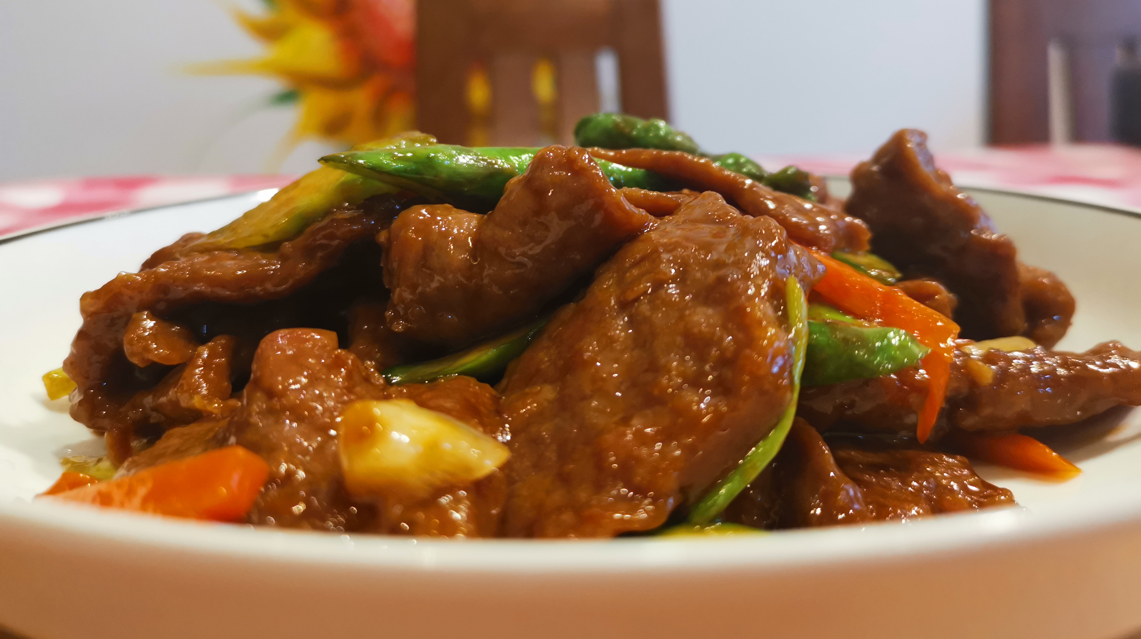 顾家小厨:滑嫩的耗油牛肉,鲜嫩多汁有秘密,大厨带你来解密