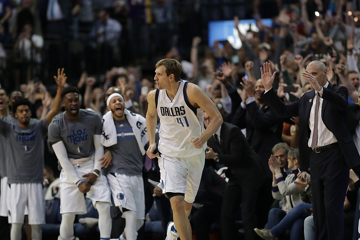 2017年3月7日,美国,16/17nba常规赛,达拉斯小牛vs洛杉矶湖人.***_***d