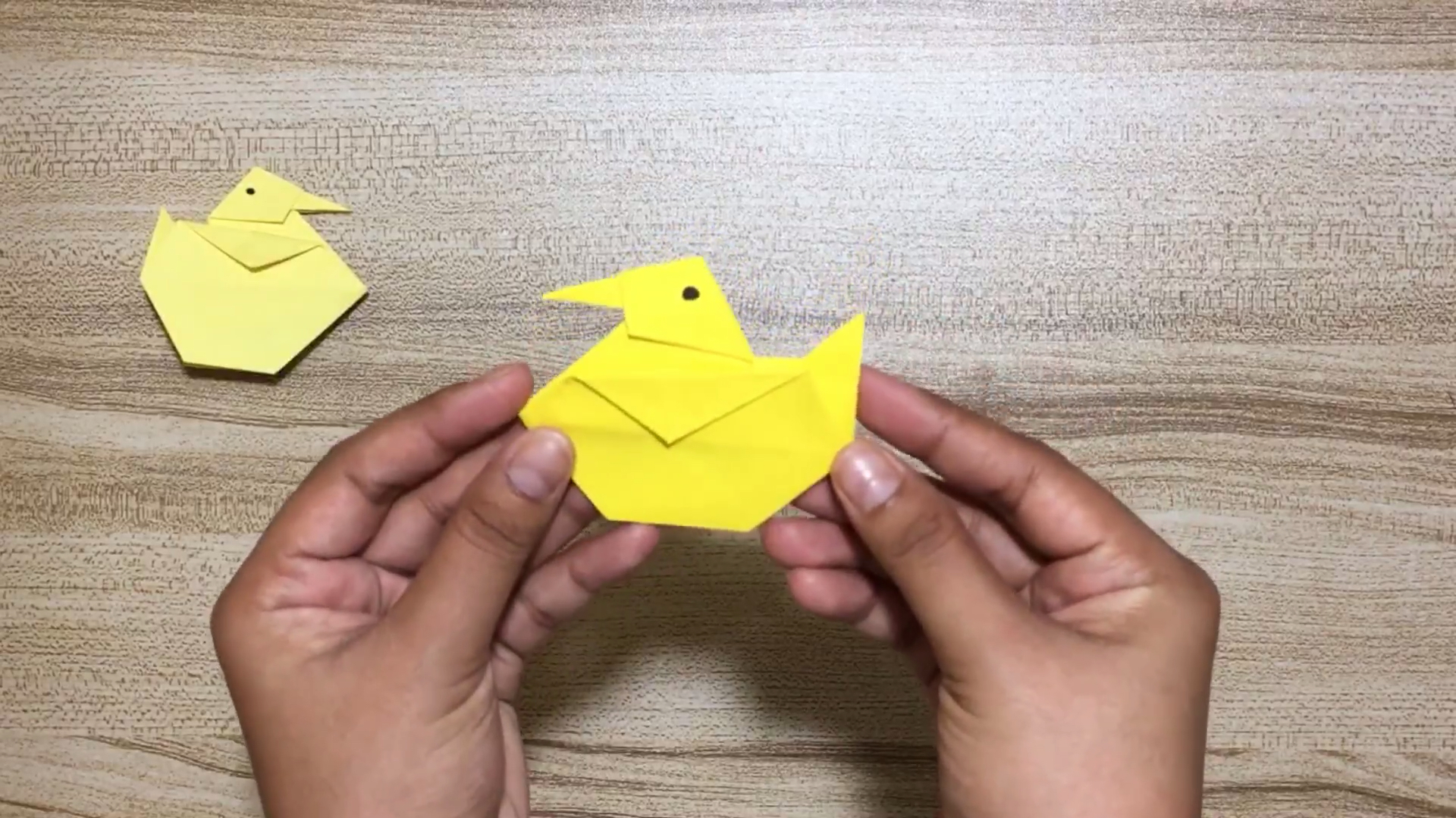 创意折纸,教你用纸折小鸭子,赶快学会教给小宝宝吧!