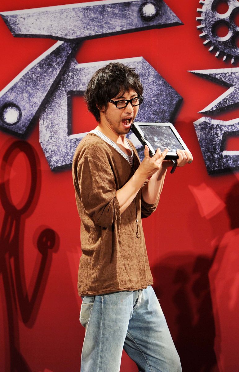 2011年8月19日,北京,电影《石器时代》北京开机.8月19日,电影《石器时