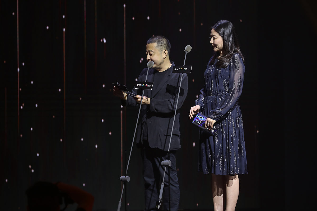 视频小秘书是一款免费无广软件已经稳定很长一段时间了。也一直有做更新它下载视频号的视频这个功能非常无敌。抖音、快手它里面的短视频、图片都能一键提取无水印资源。编写一篇使用感