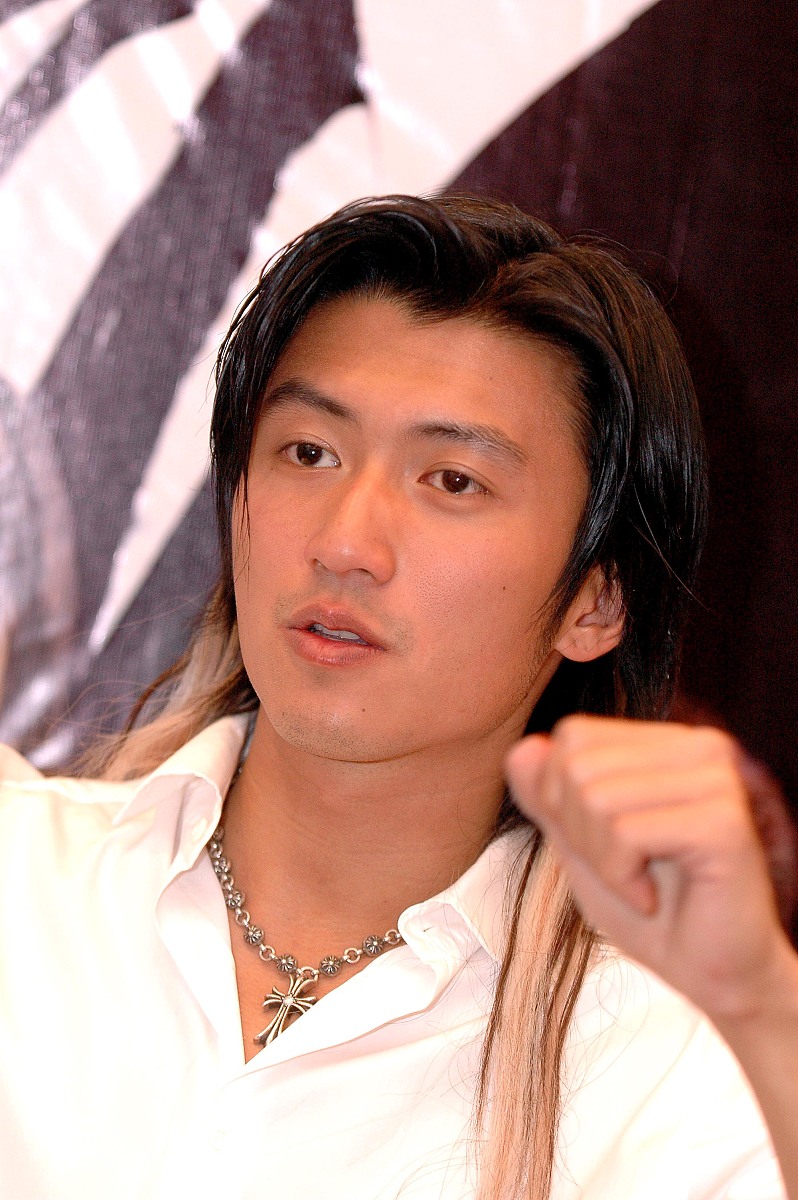 2004年9月19日,《新警察故事》主创访谈.谢霆锋+++_+++
