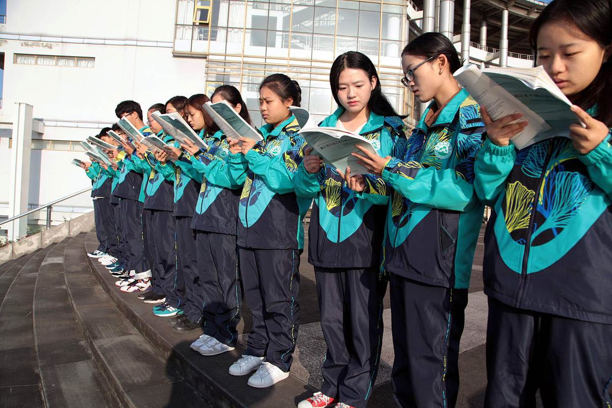 佛山顺德区胡锦超职业技术学校旅游服务与管理专业怎么样