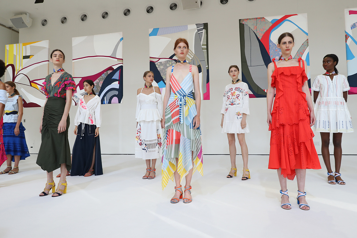 重庆市万州三峡服装艺术学校招生简章