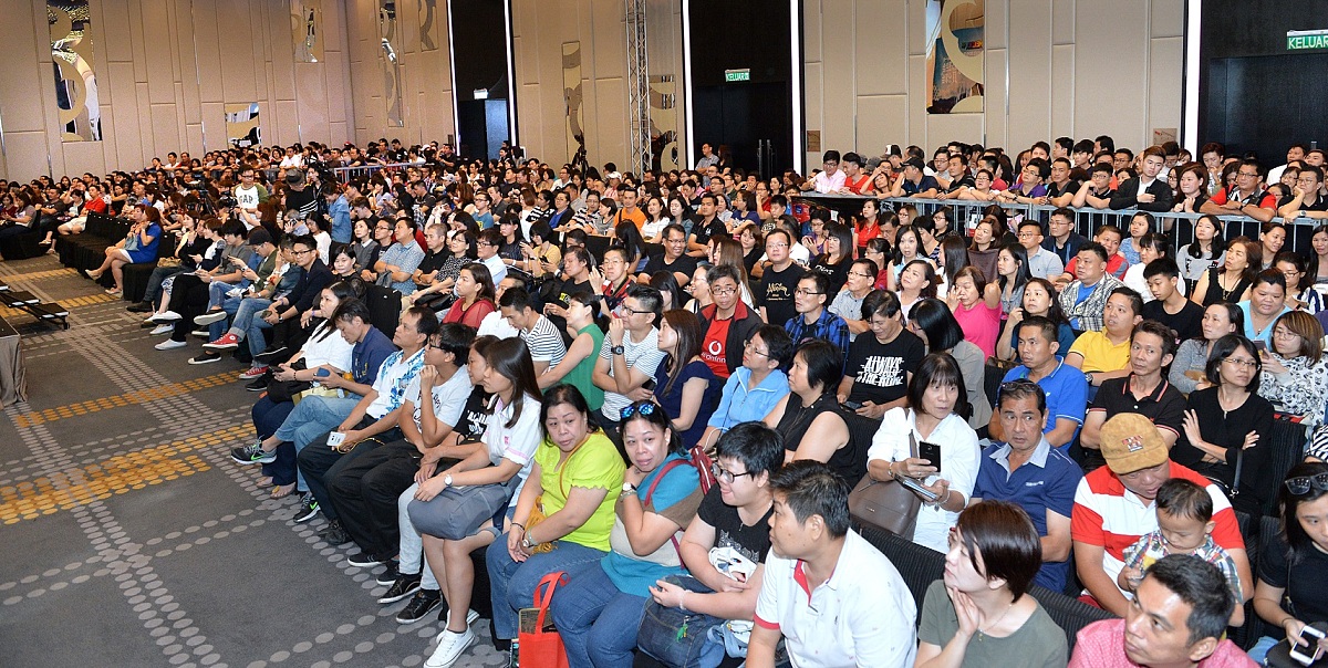 致四年后的自己：来自2023年的期许与祝福 | 大学毕业季