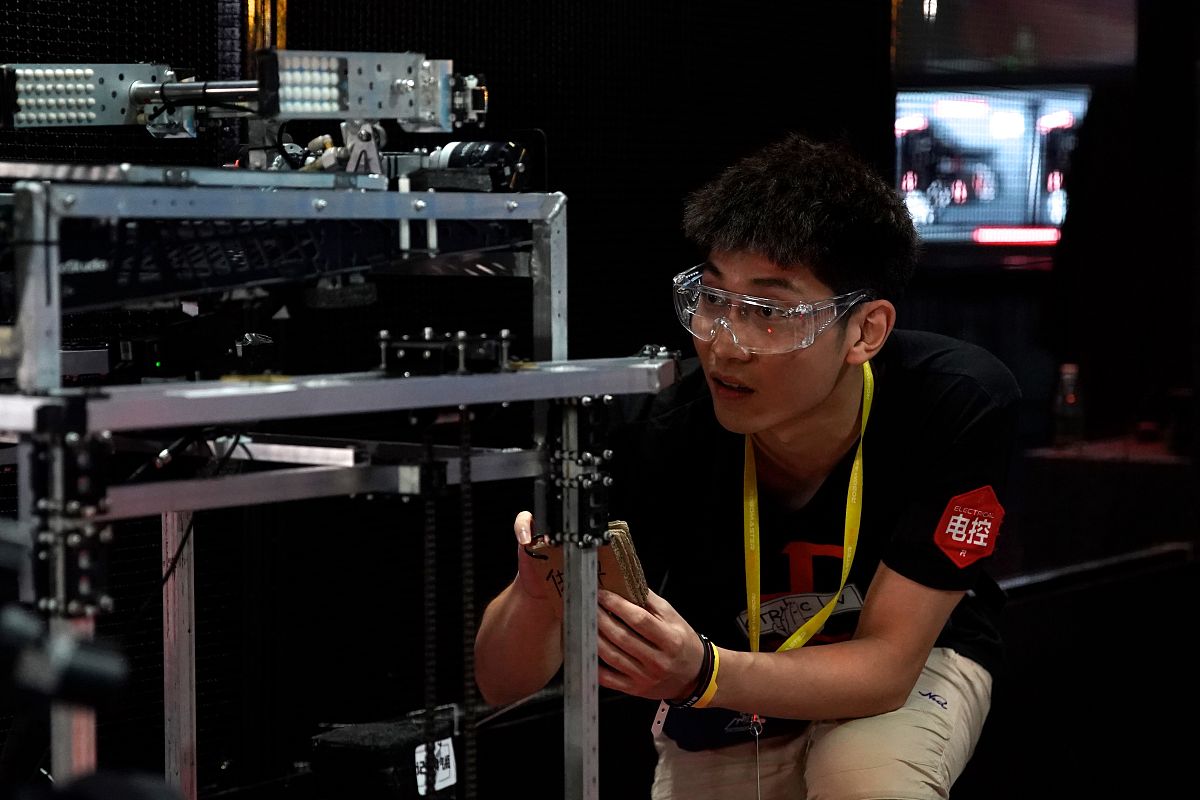 大连交通大学软件工程专业专升本学生第一年开设什么专业课