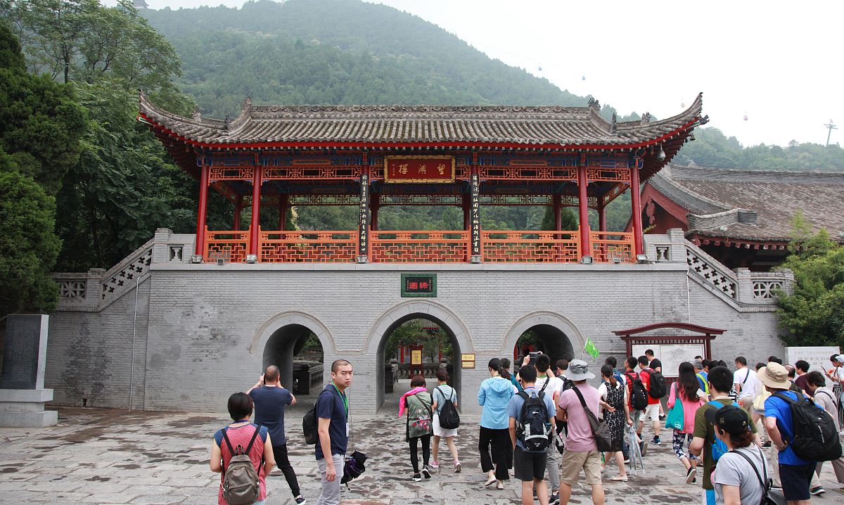 西安旅游教育技工学校护理专业招生计划 | 招多少人？