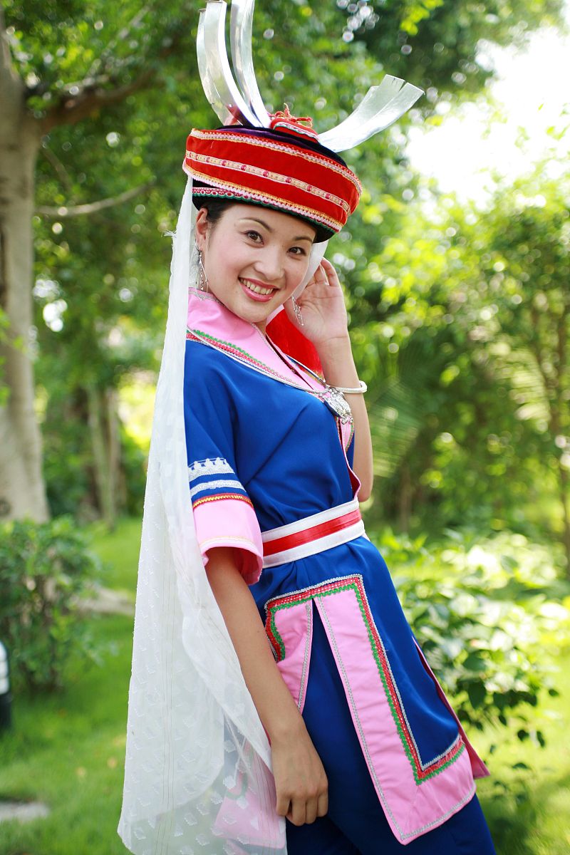 2006年7月21-22日,全国民族之花选拔活动广西赛区复赛在南宁进行.瑶族