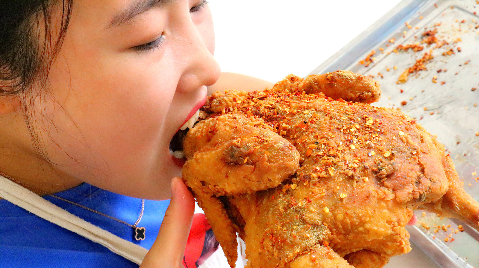 这才是真正的炸鸡,一整只直接啃,外酥里嫩,解馋又过瘾,真香