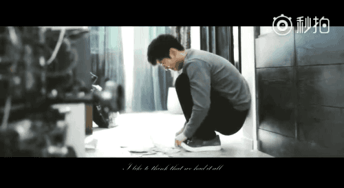 芳草地上凄美一舞，在《愛上你治癒我》中，苗苗終於過上了好生活