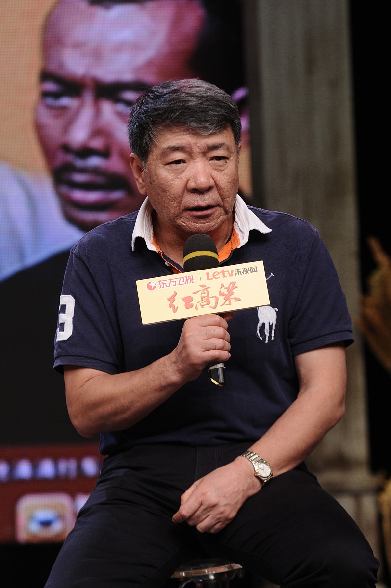 冯巩海参讽刺国足引争议，冯潇霆回应，董路解读：流量与国足困境