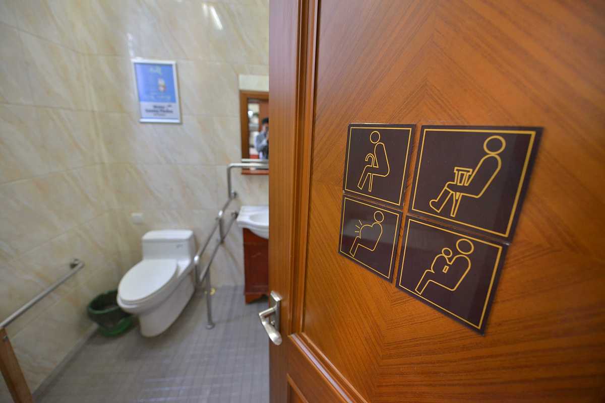 学院环境卫生保洁优化建议：提升整洁度和卫生水平