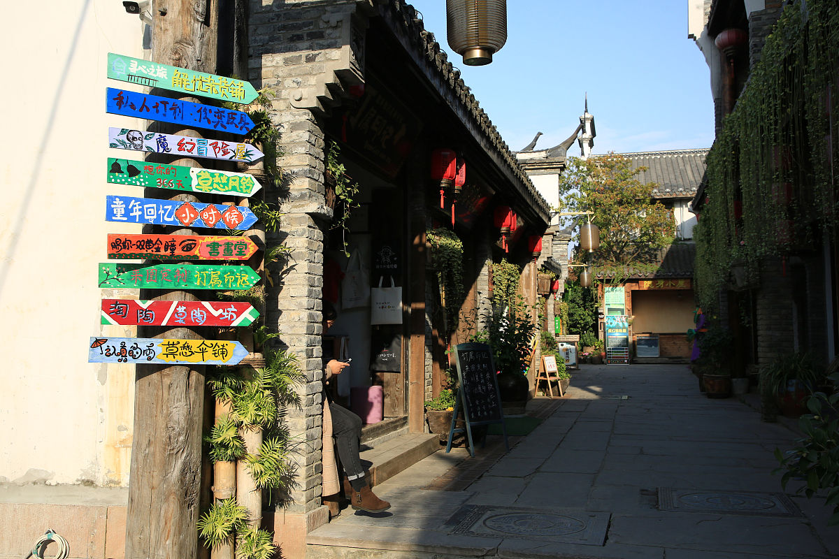 荆门卫校2022年招生简章 - 报名时间/入口/专业/计划