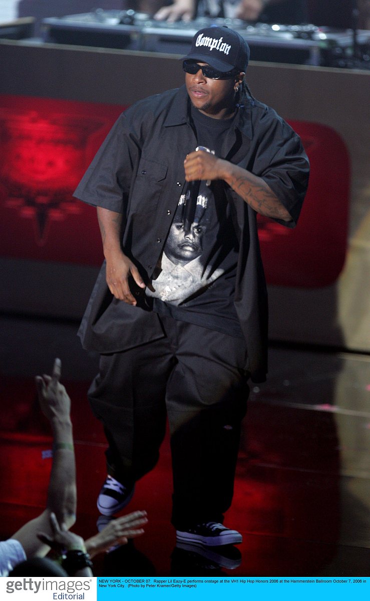 new york - october 07:  rapper lil eazy-e performs onstage at th