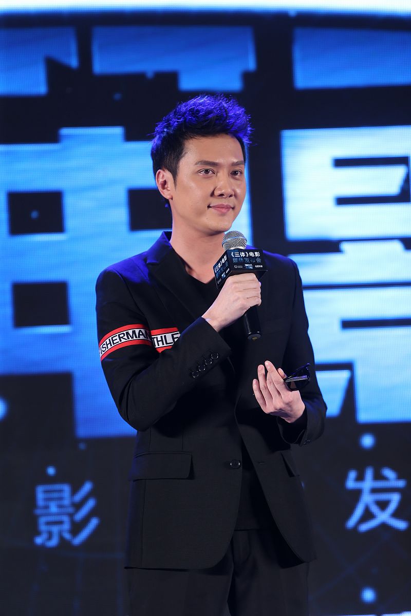 三体三部曲：宇宙黑暗森林中的生存之战