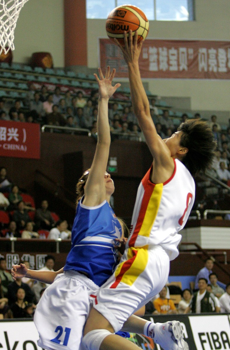 2006年5月19日,第3届fiba世界女篮联赛预赛,中国65-30轻取俄罗斯.+++_