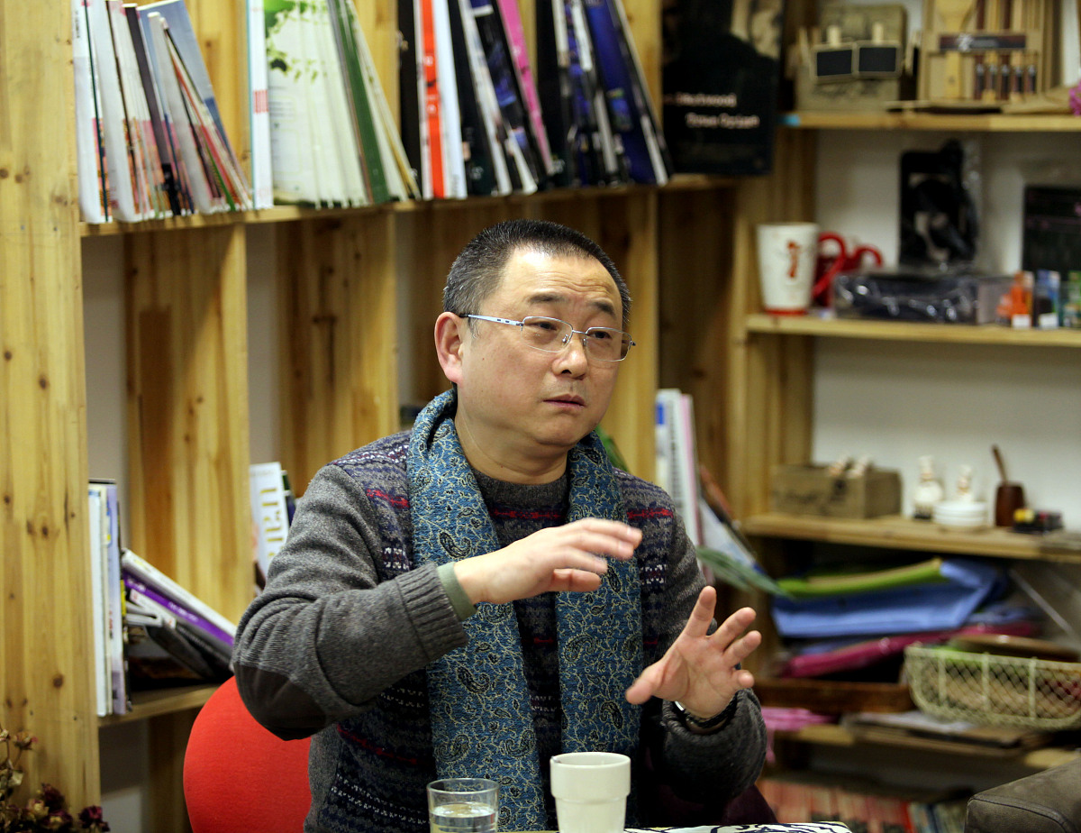 2012年02月18日,湖北省武汉市,著名作家刘醒龙应邀在武汉与广大书友共