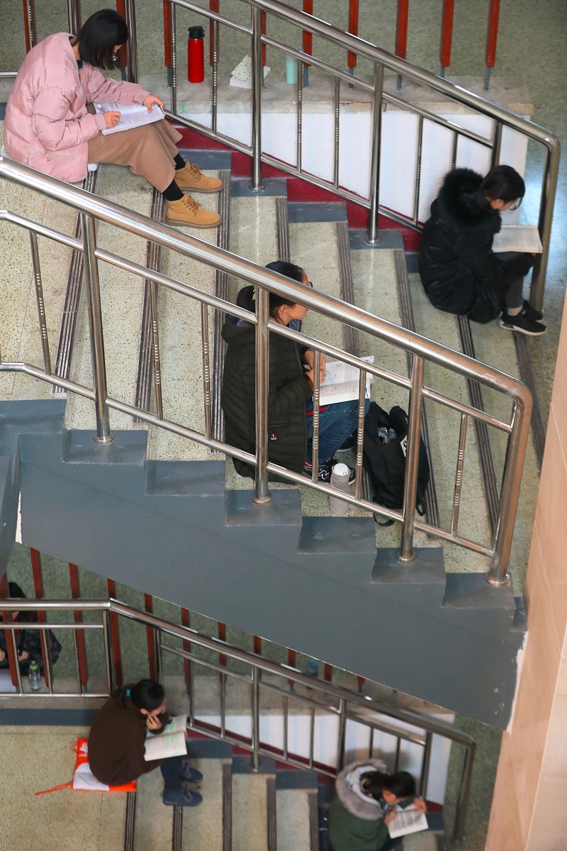 二本考研上交大成功率：难度分析及备考建议