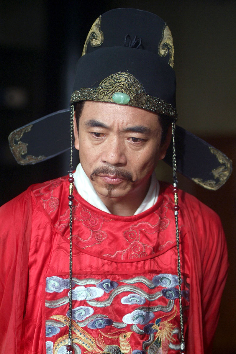 校园悬疑：夜半教学楼的秘密