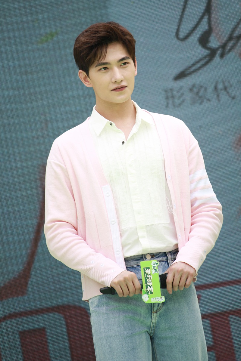 杨洋：实力与颜值兼备的青年演员