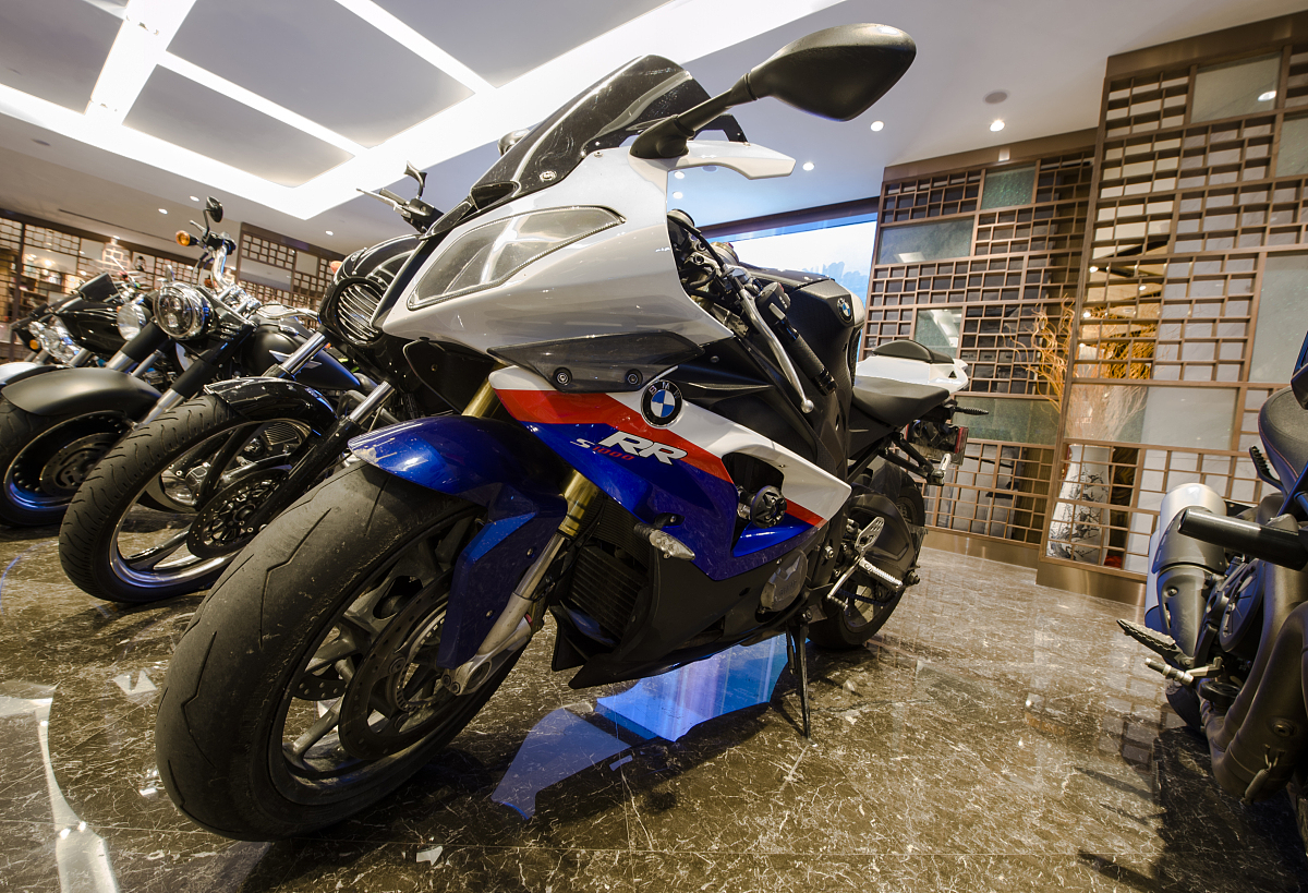 唐山机车技师学院2021年招生简章 - 培养机车技术人才的摇篮