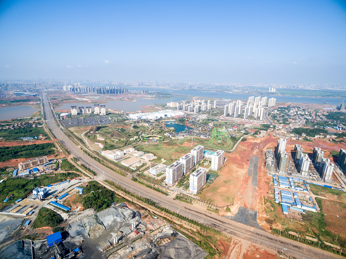 项目总投资额展示 - 申请值、核定值和调整