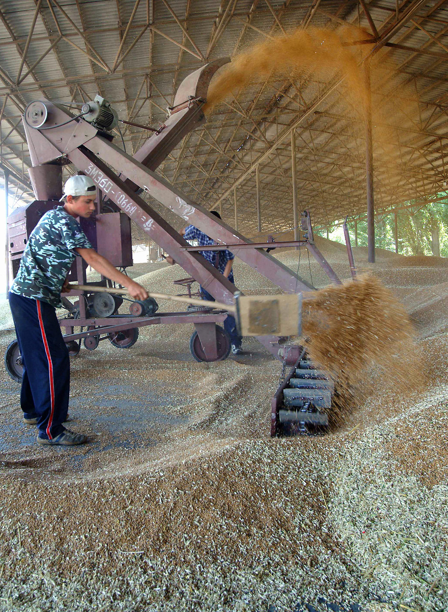 河东区农业机械化学校专业设置：培养农业现代化人才