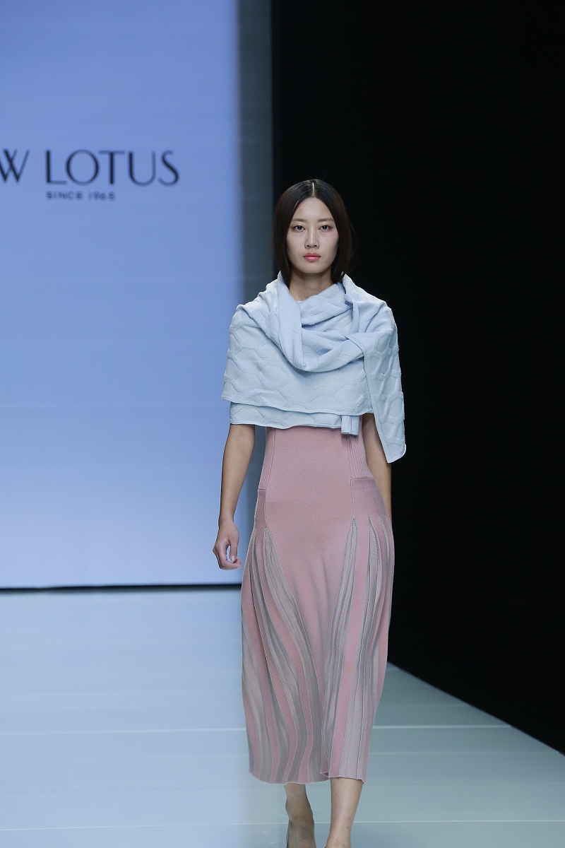 药企药品经营研究方法：文献综述与实证分析